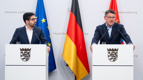 Ministerpräsident Rhein und Wirtschaftsminister stellen 100-Tage-Bilanz der Landesregierung vor